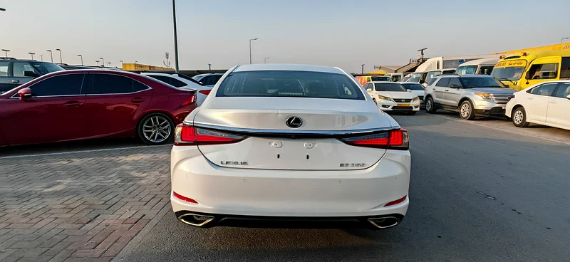 لكزس إس 350 موديل 202063225699437185111