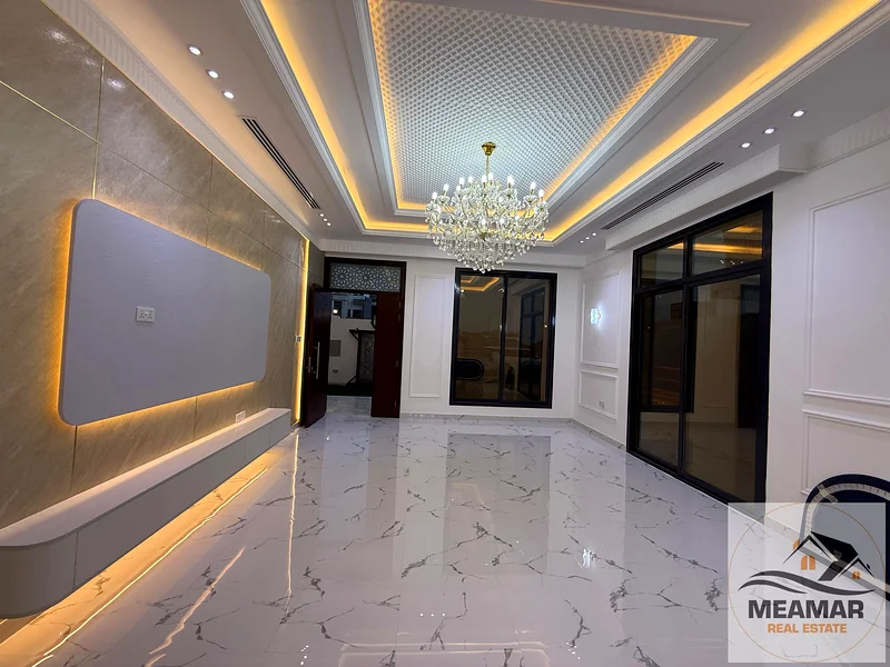 Classic Villa with an excellent location and a perfect finish with registration and ownership fees63908788187395112