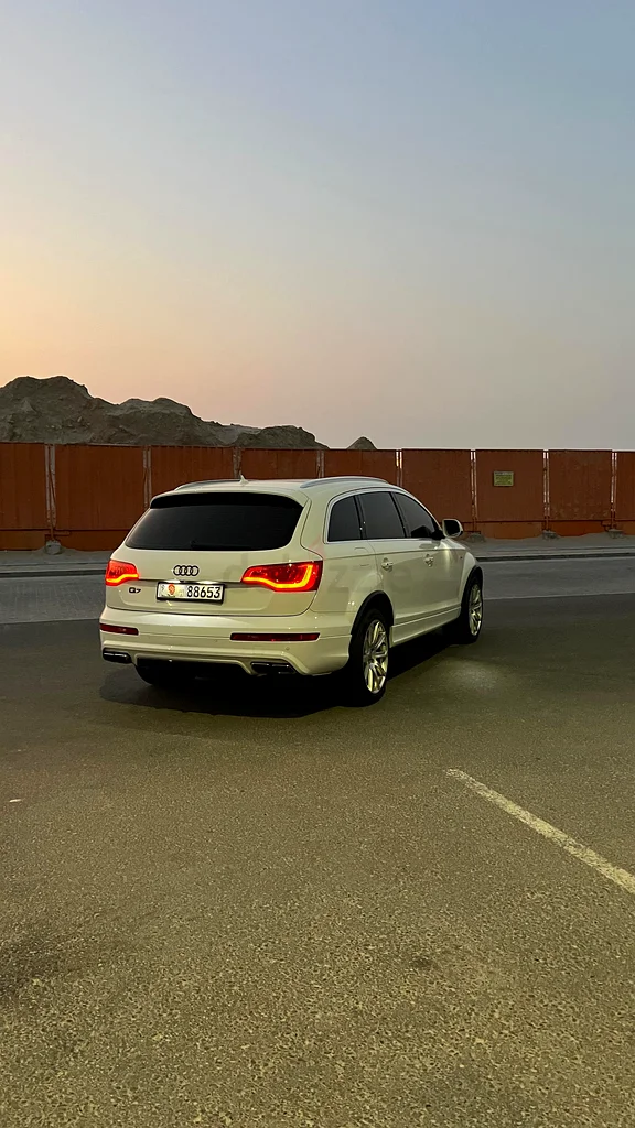 2014 Q7 خط S63149583187970114