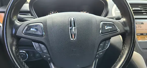 صورة 11 لـ 2018 Lincoln MKC