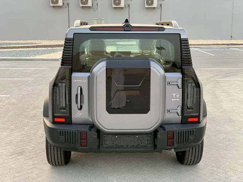 For sale type: Jetour T2  
Gulf specification: Gulf, Elite agency  
Model: 2025  
Warranty: Elite warranty  
Car mileage: 000 zero63174302363139114