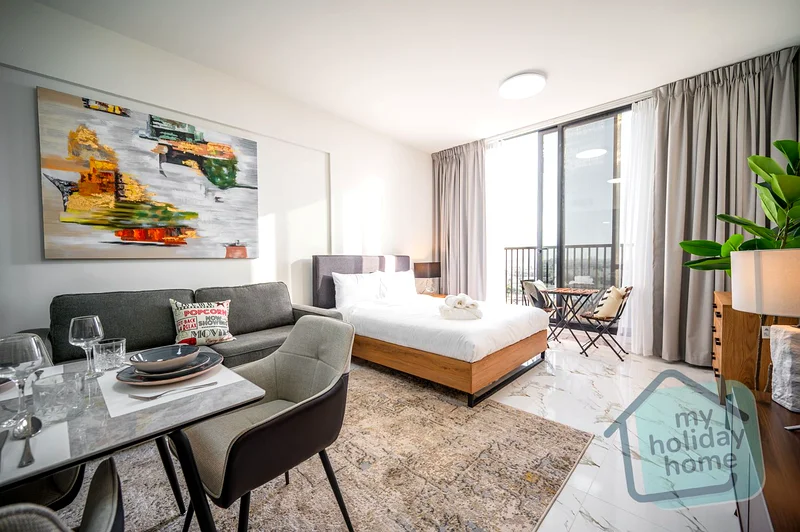 Cozy Coastal Studio with Ocean Breeze | Brand New63825290741634111