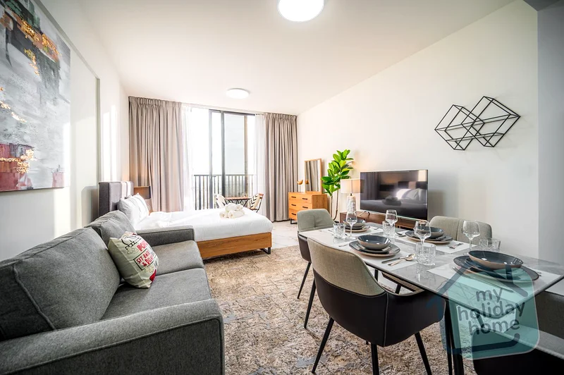 Cozy Coastal Studio with Ocean Breeze | Brand New63825290741634112