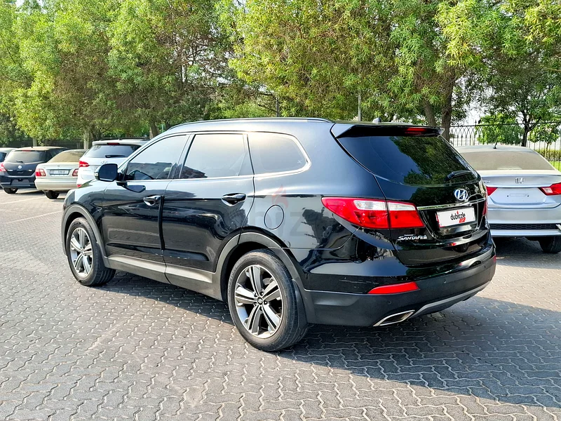 AED 1021/month | 2015 Hyundai Santa Fe Standard | GCC Specs | Ref#33562463171299380355113