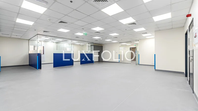 Close to Metro I Offices and clinics use63195605539841114
