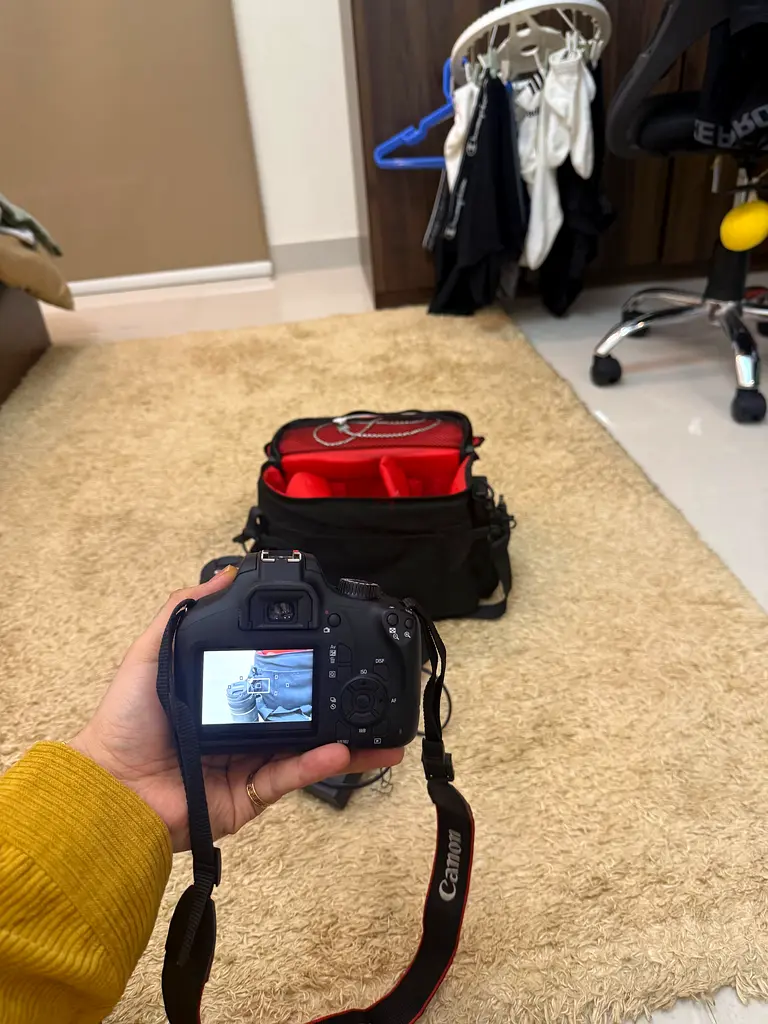 Canon EOS 4000D