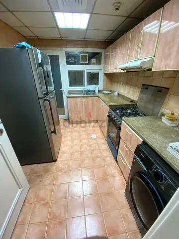 Ladies single bed space in Muwaileh 700 AED