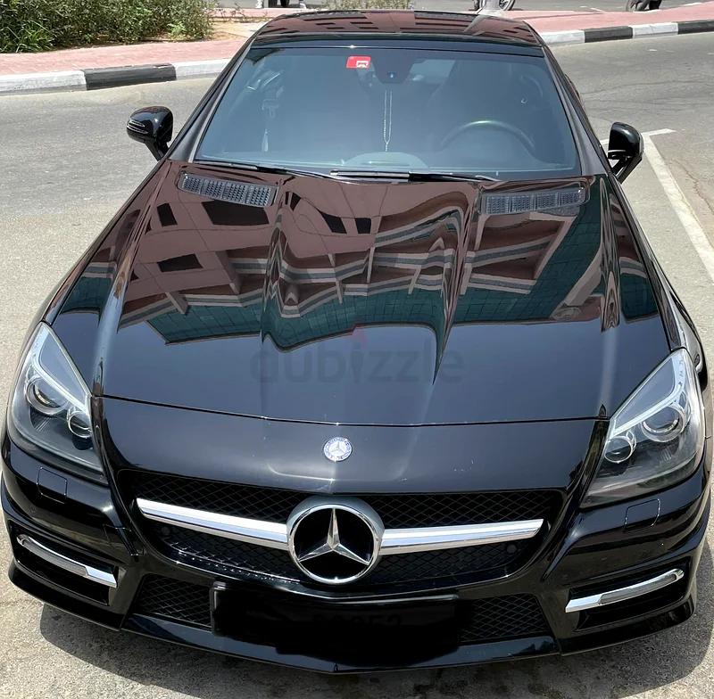 Well maintained SLK 200 GCC SPEC632316398938891119