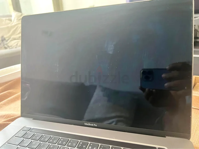 MacBook Pro63168514376961112