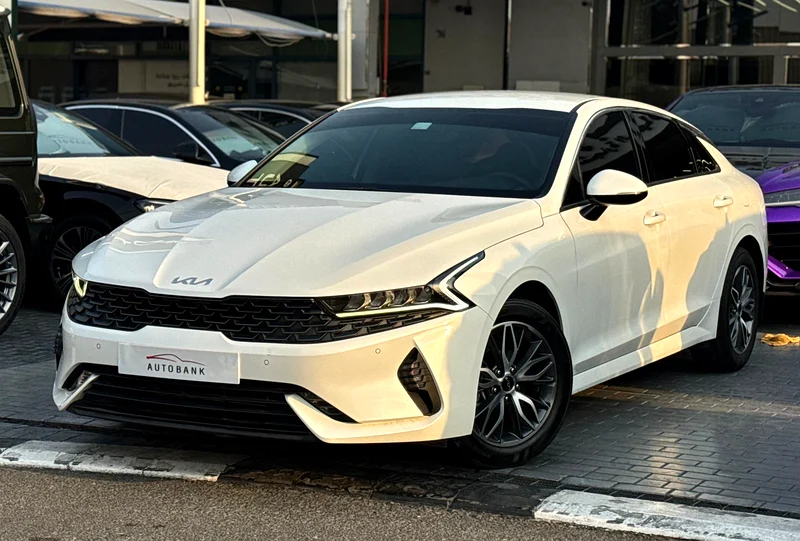 KIA K5 - MODEL 2023 - GCC SPECS - NO ACCIDENT OR PAINT - UNDER WARRANTY - 30,000 KM ONLY63171297555074112
