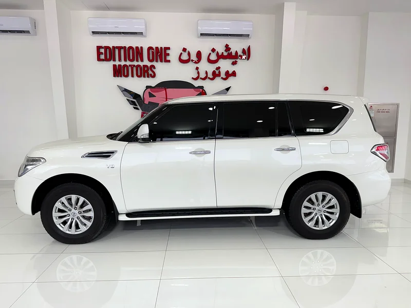 Nissan Patrol LE400 2019 original paint, agency color63156990723714113