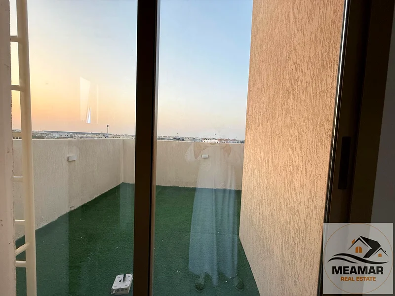 🏡 A golden opportunity to own a villa in Al Helio 2 - Ajman | 2 floors + roof | 5 rooms | For a price of 1,300,000 dirhams, including registration an63908788169475113