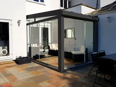 Modern Glass Room - Perfect for Your Garden!