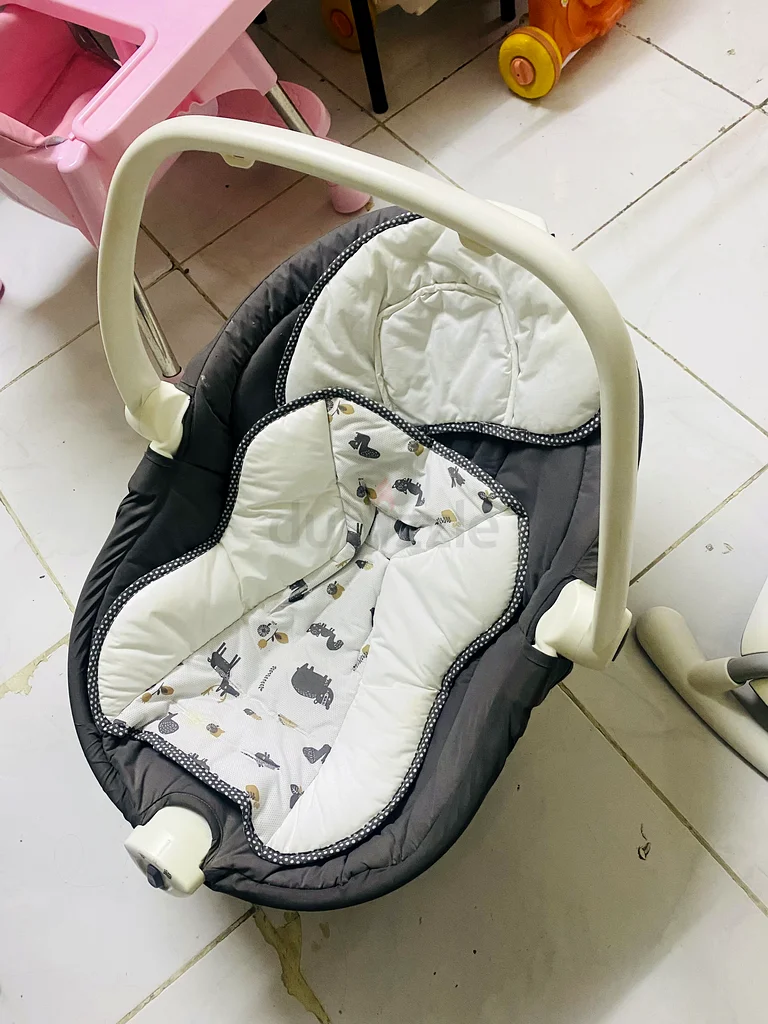 Baby swing63204861048963111