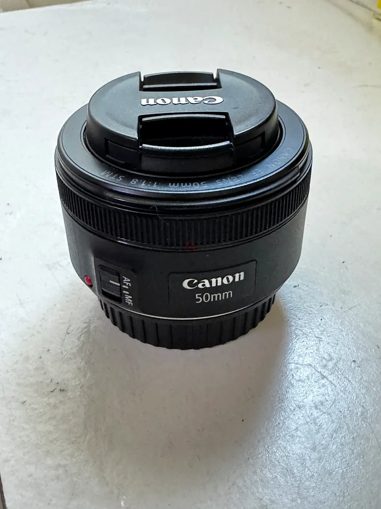 Canon 800d camera with the bag63233636171137114