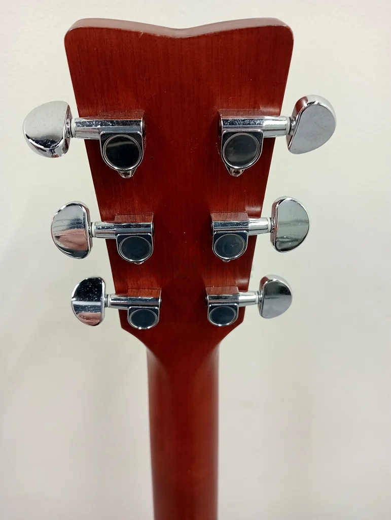 Yamaha FG720L (solid top) (lefty)63173865078530111