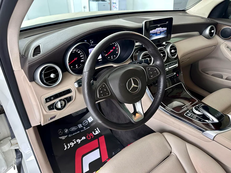 مرسيدس بنز GLC250 خليجي 2016 فل اوبشن نظيفة جدا63146745275778114