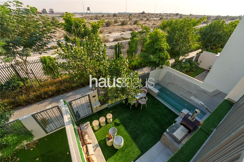 Single Row | 4 Bed | Extended and Upgraded | VOT63930410038787114