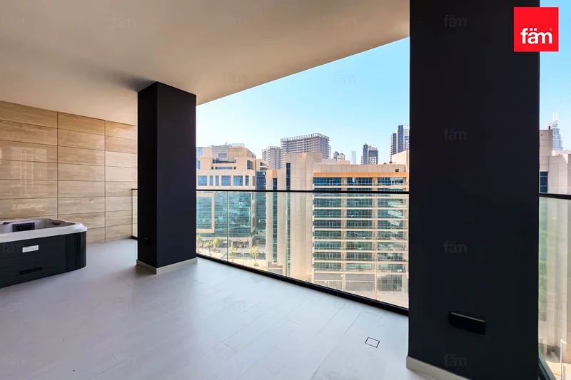VACANT | CORNER | BURJ VIEW | PRIVATE JACUZZI63793383347714113