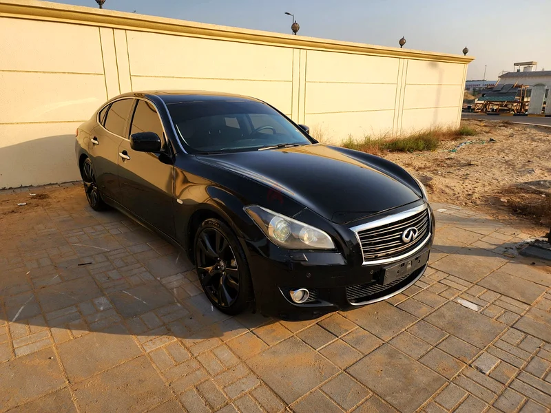 سيارة إنفيني إم 37 رياضية للبيع63174306337410111