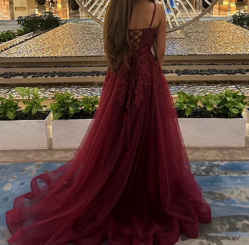 فساتين حمراء داكنة على شكل حرف A / فساتين الحفلات63238583125123114
