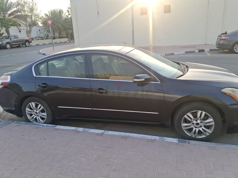 Nissan Altima63150026213506112