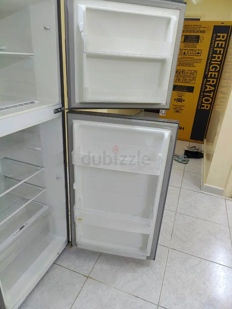 Modern Hoover Refrigerator - Spacious and Efficient63251352584194112