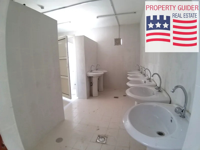 LABOUR CAMP SEPARATE BATHROOM AND KITCHEN63312360891267111