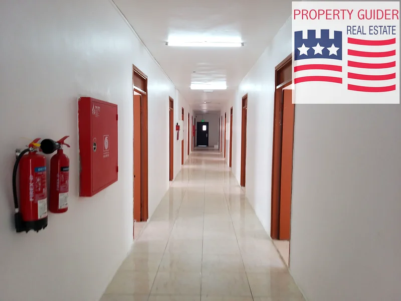 LABOUR CAMP SEPARATE BATHROOM AND KITCHEN633123608912671122