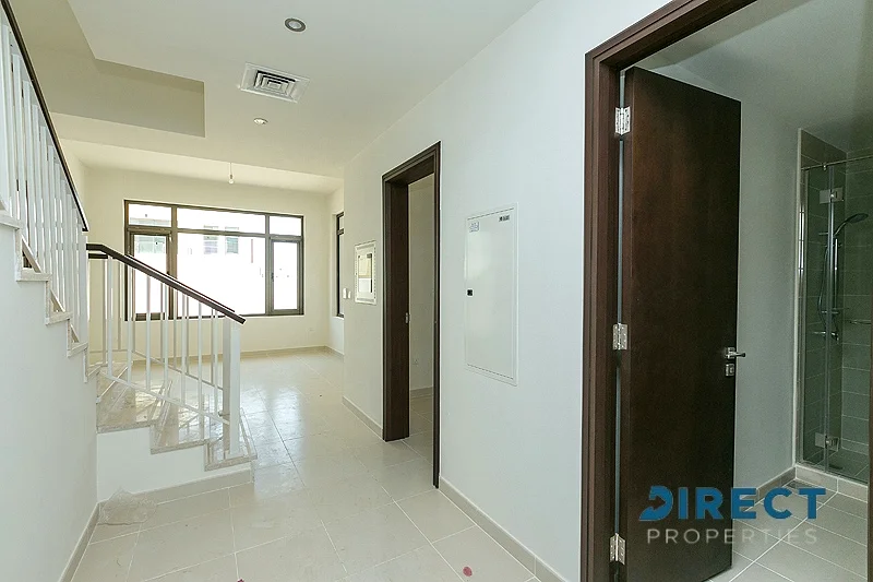 Type J | Family Community | Close to Park and Pool63165699219586111