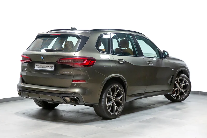 BMW X5 40i M Sport (REF NO# 140200)63232141723905112