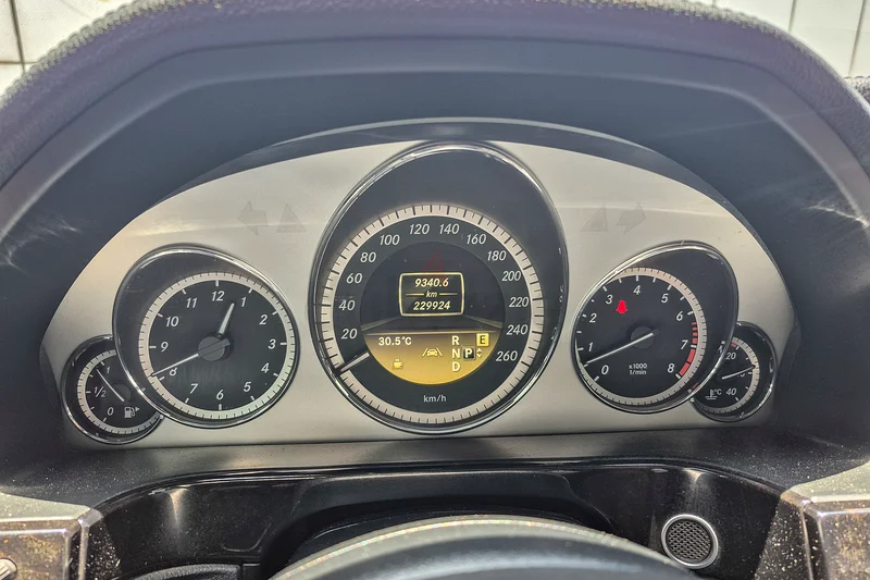سيارة معتمدة | مرسيدس بنز E-Class E 300 2012 | مواصفات دول مجلس التعاون الخليجي | الرمز #32712863161525955586111