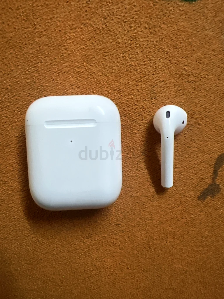 Apple AirPods 2nd generation63179381235203112