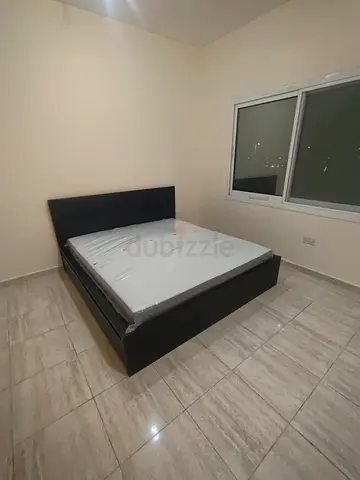 Ikea Malam king size bed 180/200cm bed with 2 storage drawers underneath and Ikea mattress