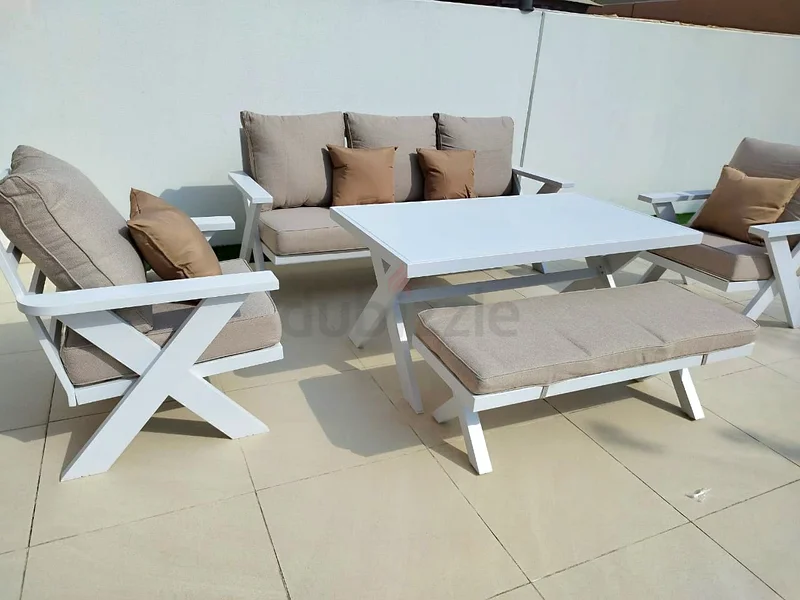 طقم أريكة حديقة خارجية فائقة الجودة من الألومنيوم الأبيض بتصميم جديد مع طاولة كبيرة63191609816577112
