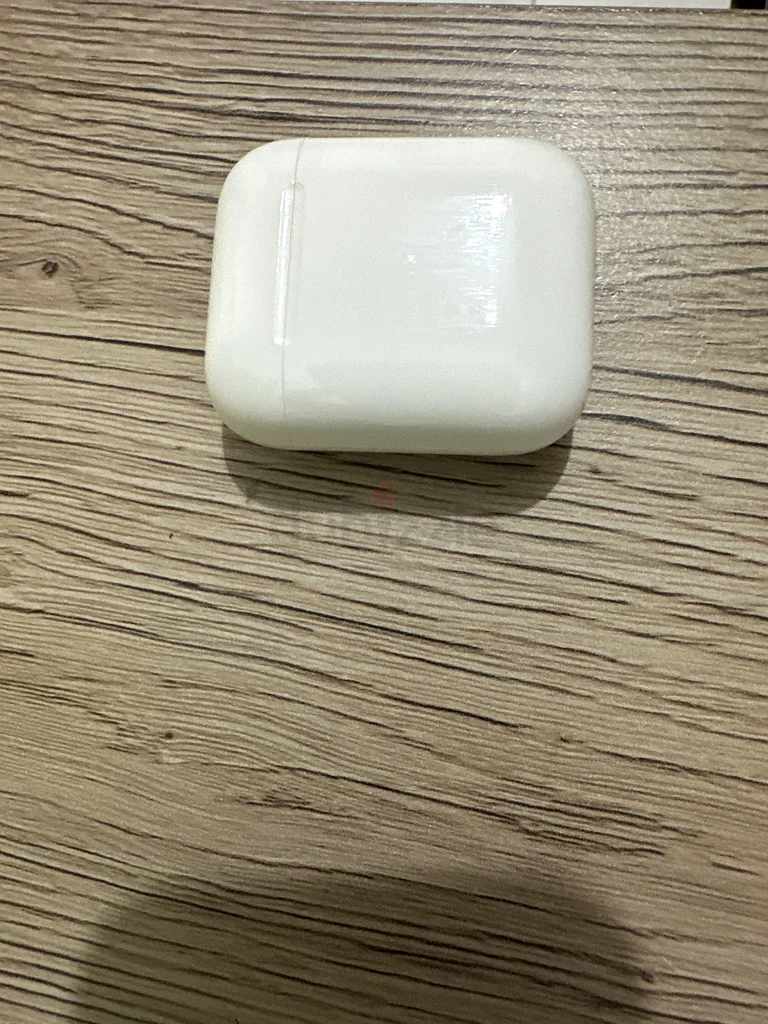 Apple AirPods 2nd generation632223446383371127