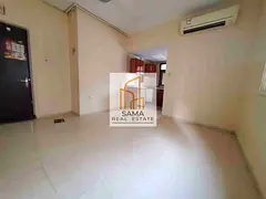 Spacious Separate kitchen studio//Close to schools for family// rent 18k only