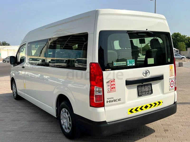 باص تويوتا هايس موديل  2024 -  38.000 كم مطلوب 129000 درهم –
 Bus Toyota Haice 2024  128000 درهم63147687644546112
