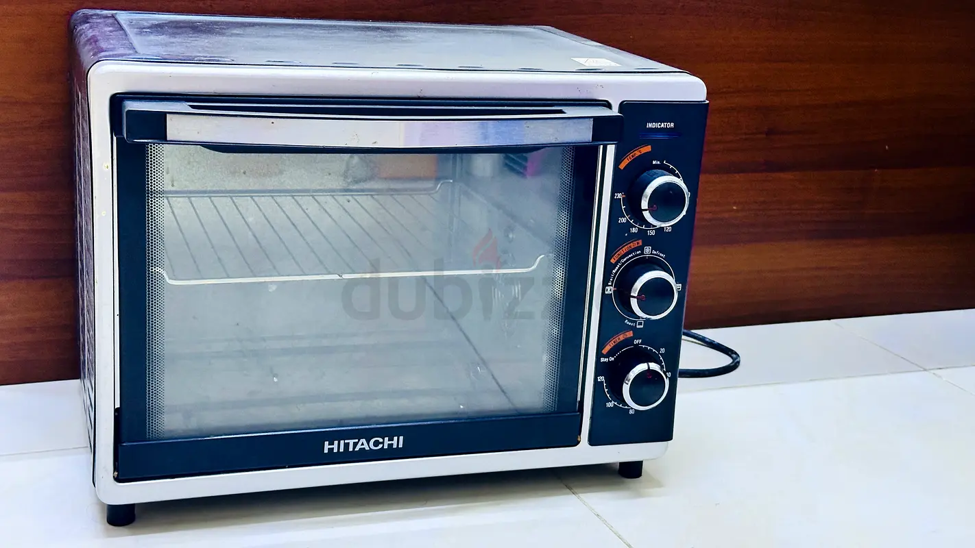 Compact and Efficient Hitachi Oven - Perfect for All Cooking Needs!