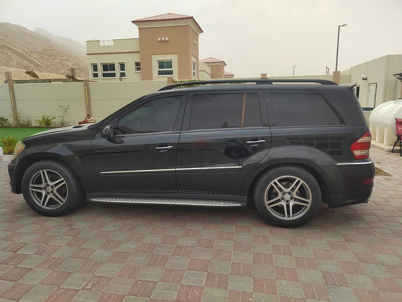 مرسيدس GL 550 وارد أمريكي بسعر مغر63146745228034112