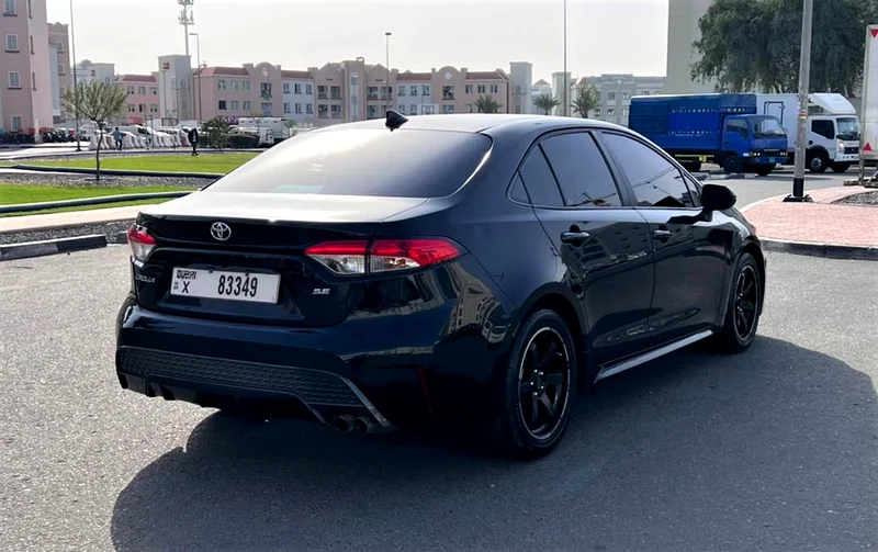 تويوتا كورولا SE خيار كامل63149120720514112