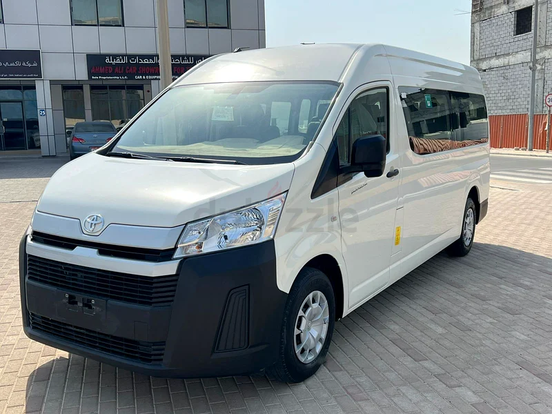 باص تويوتا هايس موديل  2024 -  38.000 كم مطلوب 129000 درهم –
 Bus Toyota Haice 2024  128000 درهم63147687644546111