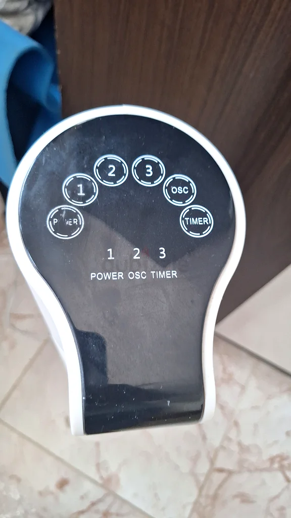 مروحة برجية مستقلة مع جهاز تحكم عن بعد63188176513025111