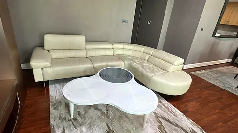 REAL LEATHER NATUZZAI SOFA __