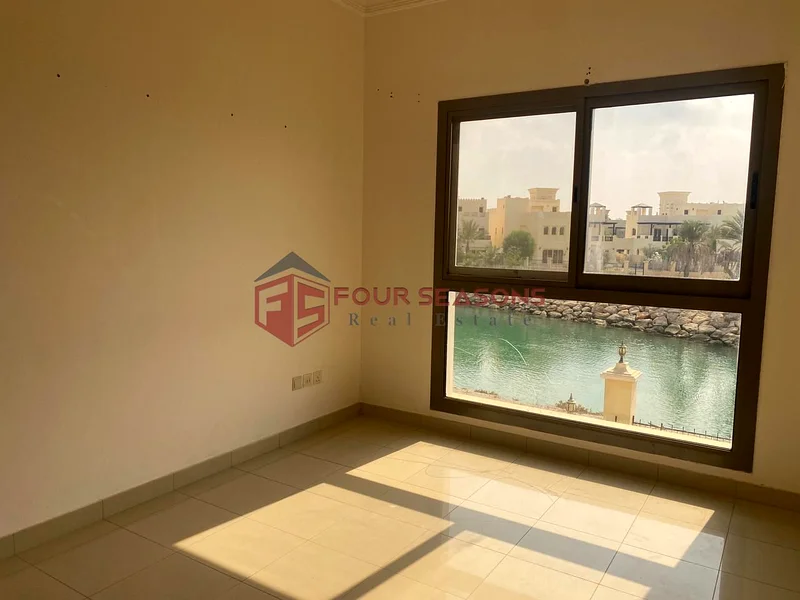 Elegant Type A 4-Bedroom Townhouse with Breathtaking Lagoon & Golf Views63858776097538111