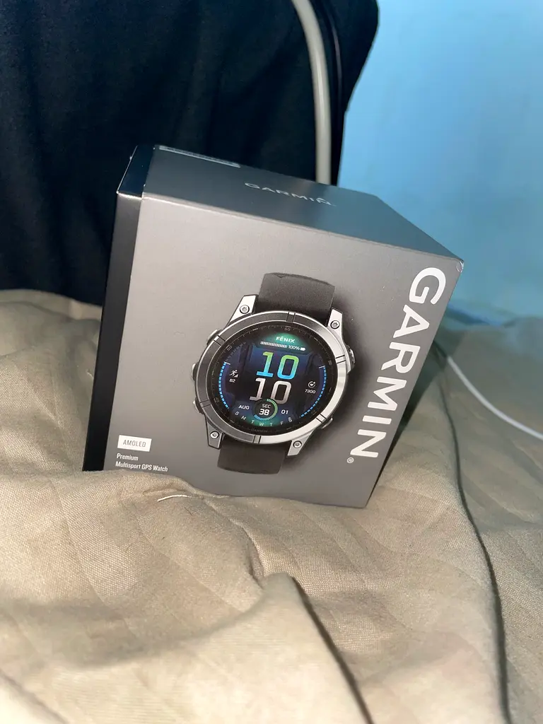 Garmin Smart Watch - Elevate Your Fitness Journey!