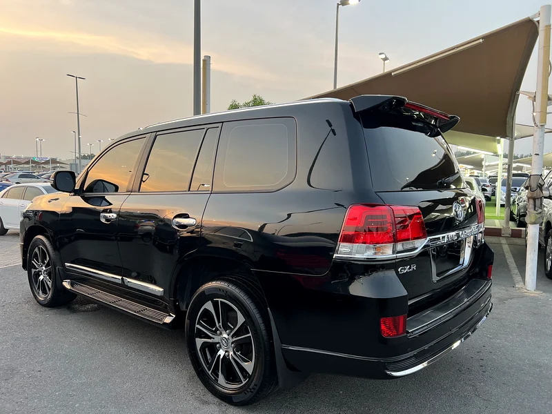 Toyota Land Cruiser 2009 GXR V8 GCC Converted to New 2021 Model63157883279617113
