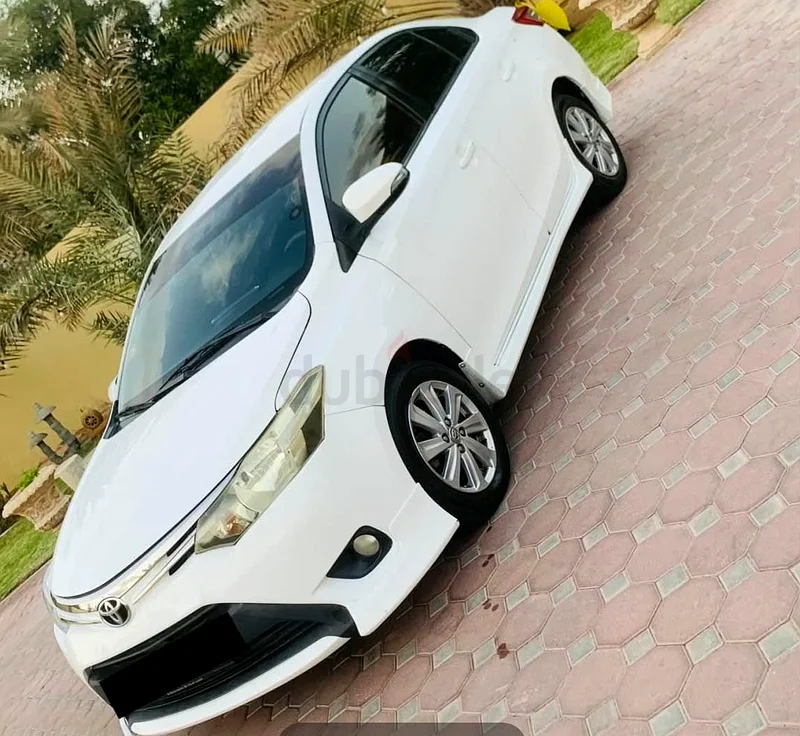 تويوتا ياريس63147210262914111