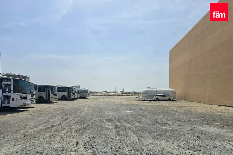 قابل للتحويل إلى ملكية تامة / G14 / شكل مربع63183718128003112