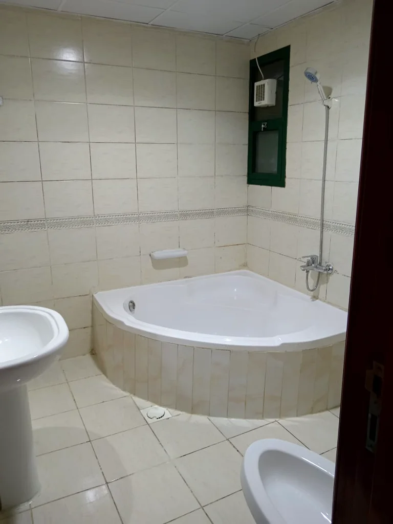 شقة فاخرة مكونة من غرفتين نوم للبيع!!63187209203585114